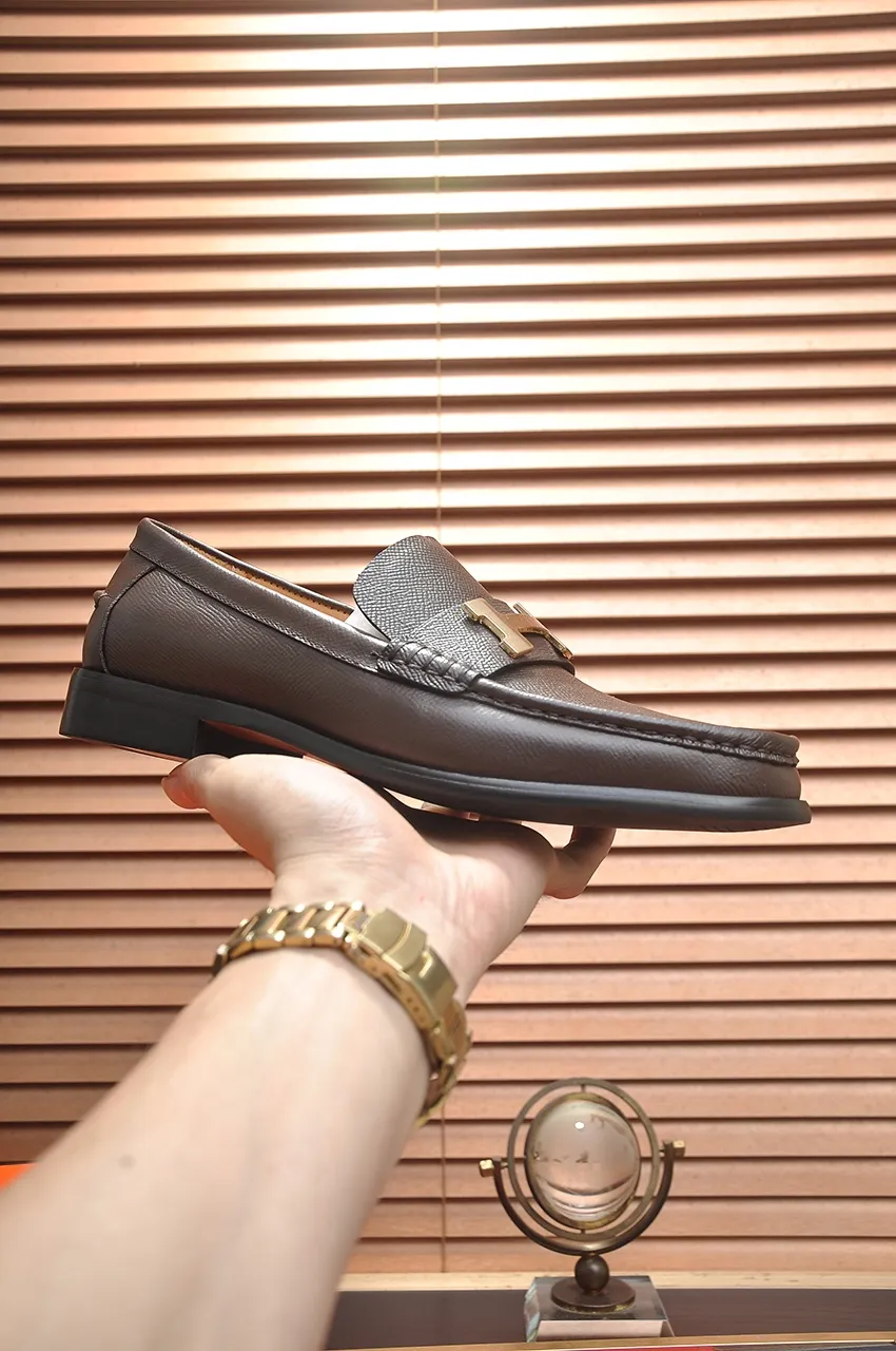 Men's shoes💰540💶[HERMES] (cowhide lining)🍀Italian top luxury🍀He does not pursue novel styles and gorgeous colors, but attracts the favor of successful men with his flawless, elegant and classic style. Formal leather shoes This very comfortable, simple and stable style allows you to easily match any style! The pattern is absolutely 1:1 refined from the original case, and we strive for excellence in materials, imported cowhide + cowhide lining💪💪💪extraordinary texture👍! .Code number: 38-45 (45 customized)